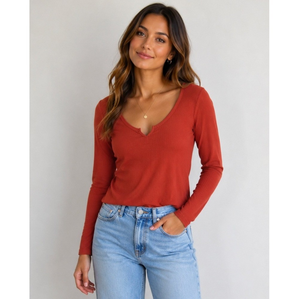 Frankee & Skylarr Womens XL Red Notch Neck Long Sleeve Knit Top Layering Casual